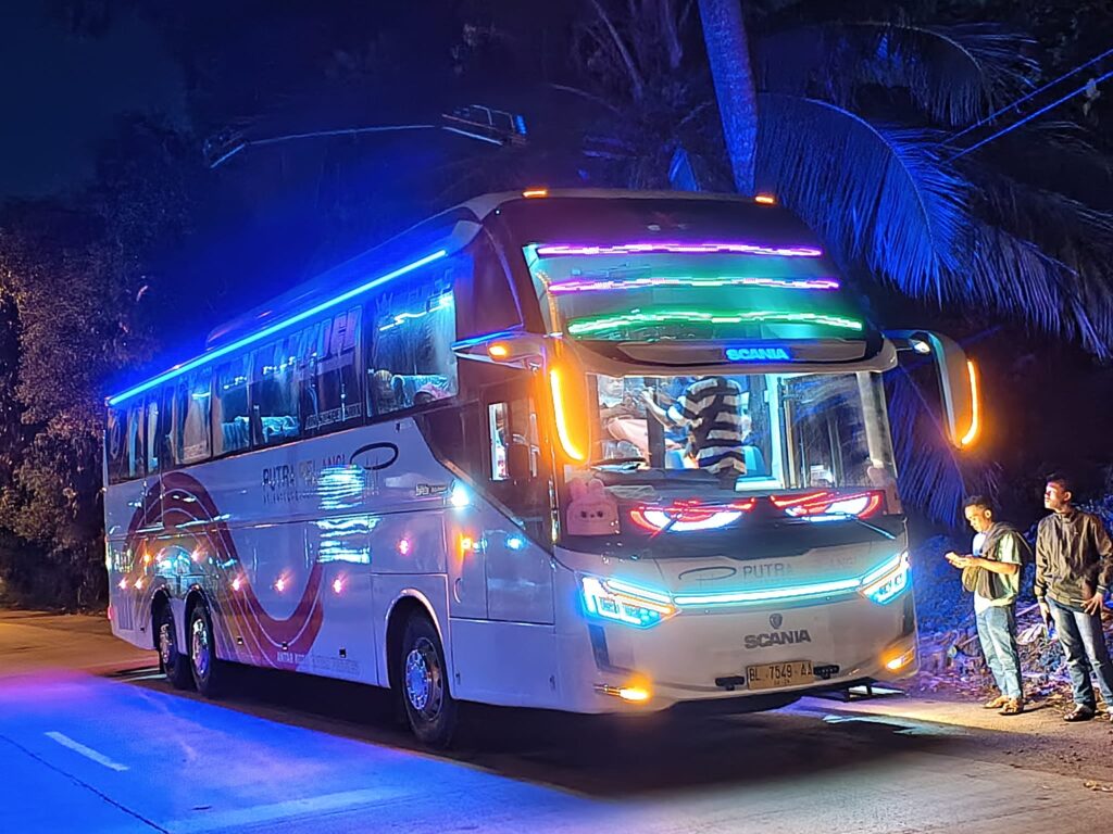 Pengalaman Naik Bus Pelangi Medan Pekanbaru